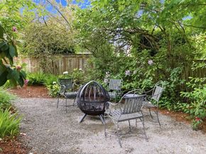 826 Maplewood Avenue, Kent WA 98030