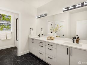 22536 SE 52nd Street, Issaquah WA 98029
