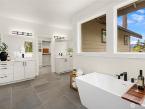 22536 SE 52nd Street, Issaquah WA 98029