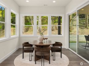22536 SE 52nd Street, Issaquah WA 98029