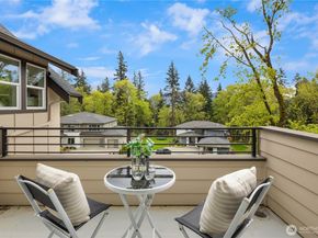 22536 SE 52nd Street, Issaquah WA 98029