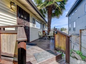 610 27th Avenue E, Seattle WA 98112