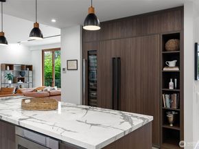 9818 SE 42nd Place, Mercer Island WA 98040