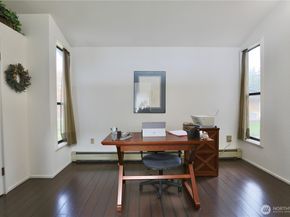 5911 150th Place SW, Edmonds WA 98026