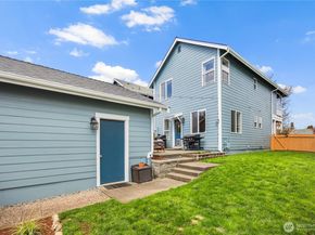 7823 Ingram Lane SE, Snoqualmie WA 98065
