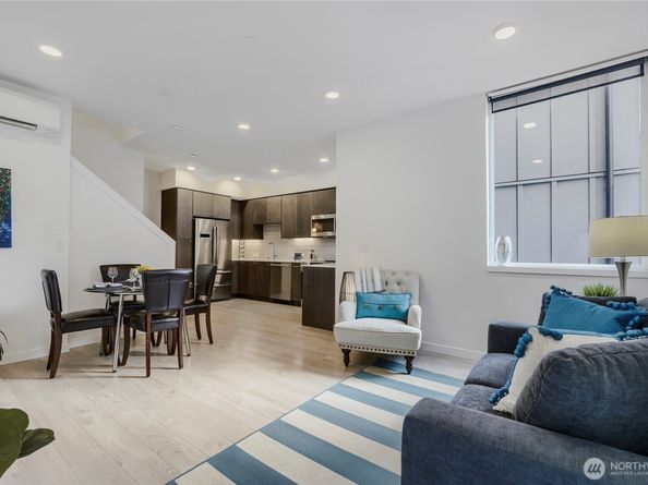 3070 SW Avalon Way G, Seattle WA 98126