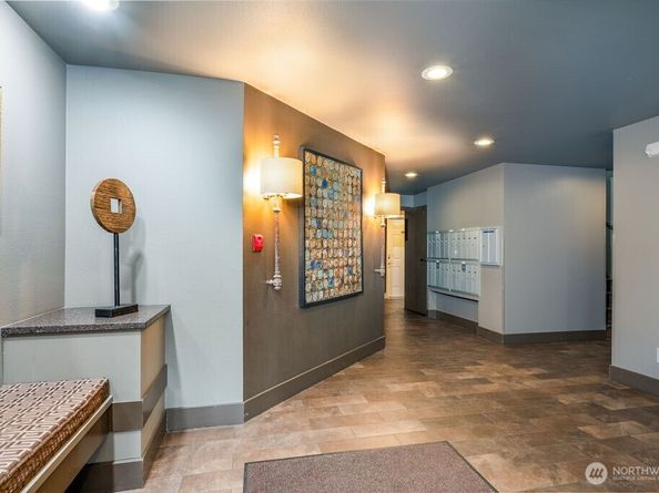 566 Prospect Street 108, Seattle WA 98109