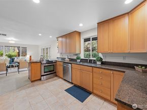 5918 128th Avenue SE, Bellevue WA 98006