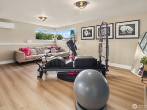 810 Walnut Street, Edmonds WA 98020