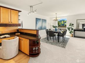 9909 NE 1st Street 104, Bellevue WA 98004