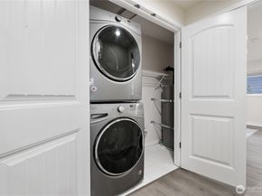 14007 NE 181st Street F104, Woodinville WA 98072