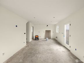 8109 34th Avenue SW B, Seattle WA 98126