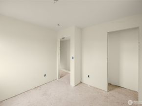 8109 34th Avenue SW B, Seattle WA 98126