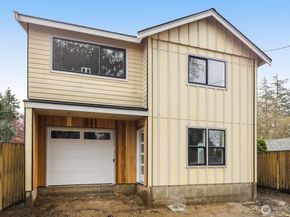 8109 34th Avenue SW B, Seattle WA 98126