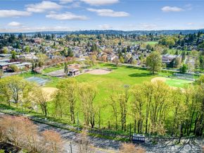 4560 34th Avenue S, Seattle WA 98118