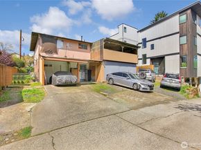4560 34th Avenue S, Seattle WA 98118