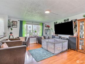 4560 34th Avenue S, Seattle WA 98118