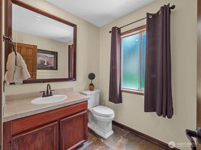 2837 220th Place NE, Sammamish WA 98074