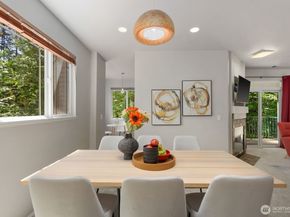 4493 248th Lane SE, Sammamish WA 98029