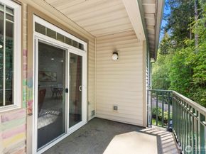 4493 248th Lane SE, Sammamish WA 98029