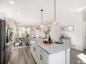 9836 6th Avenue SW, Seattle WA 98106