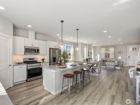 9836 6th Avenue SW, Seattle WA 98106