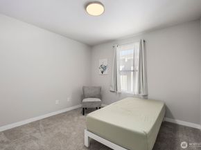 9836 6th Avenue SW, Seattle WA 98106