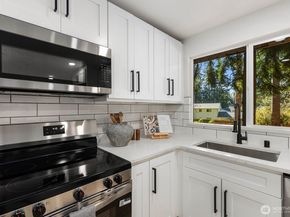 19810 32nd Avenue SE, Bothell WA 98012