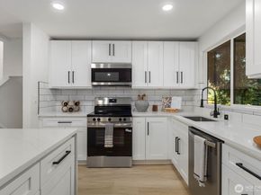 19810 32nd Avenue SE, Bothell WA 98012