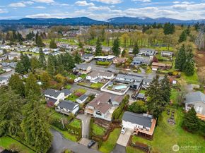 1006 Grant Avenue S, Renton WA 98057