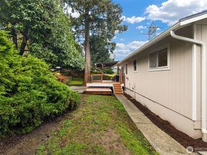 1006 Grant Avenue S, Renton WA 98057