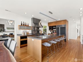 1549 Magnolia Way W, Seattle WA 98199