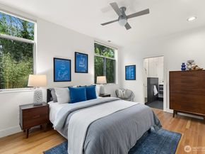 1549 Magnolia Way W, Seattle WA 98199