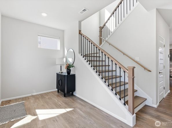 4211 208th Place SE, Bothell WA 98021