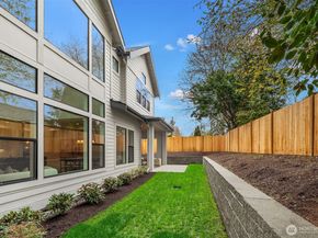 138 159th Place SE, Bellevue WA 98008