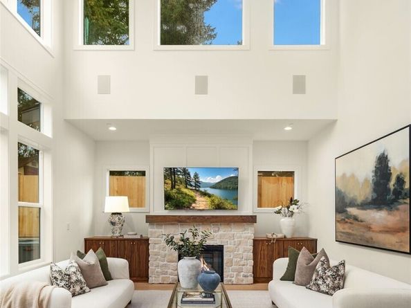 138 159th Place SE, Bellevue WA 98008