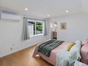 4531 Stanford Avenue NE, Seattle WA 98105