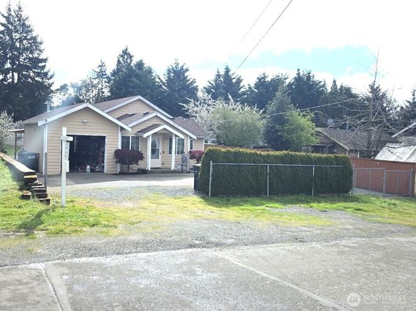 11426 15th Avenue SW, Seattle WA 98146