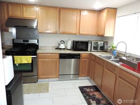 11426 15th Avenue SW, Seattle WA 98146