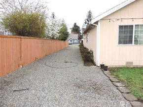 11426 15th Avenue SW, Seattle WA 98146