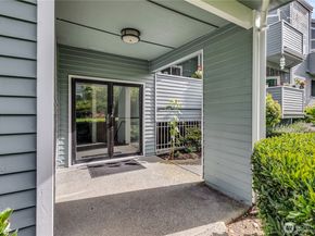 21925 7th Avenue S 124, Des Moines WA 98198
