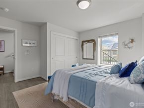 1344 6th Avenue NE 16.5, Issaquah WA 98029