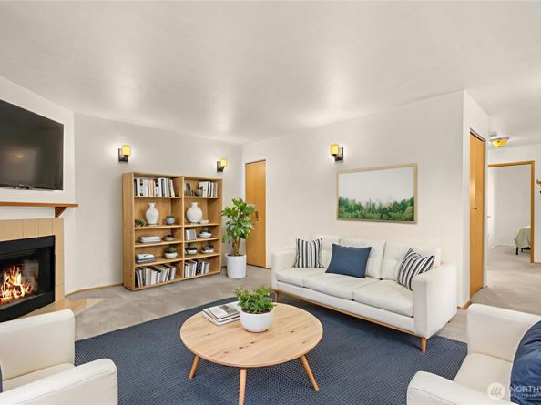 18200 73rd Avenue NE B103, Kenmore WA 98028