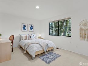 3412 161st Place SE 66, Bellevue WA 98008