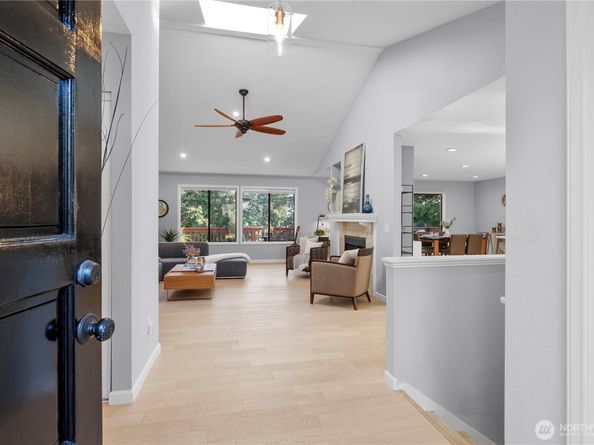 3412 161st Place SE 66, Bellevue WA 98008