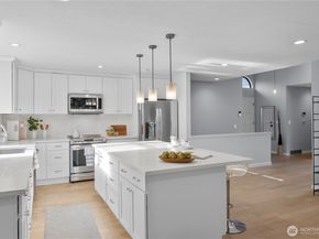 3412 161st Place SE 66, Bellevue WA 98008