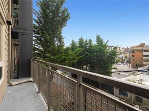 412 11th Avenue 209, Seattle WA 98122