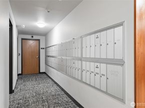 412 11th Avenue 209, Seattle WA 98122