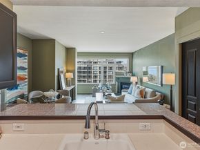2801 1st Avenue 1018, Seattle WA 98121