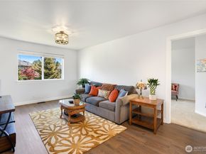 5440 NE 2nd Court, Renton WA 98059